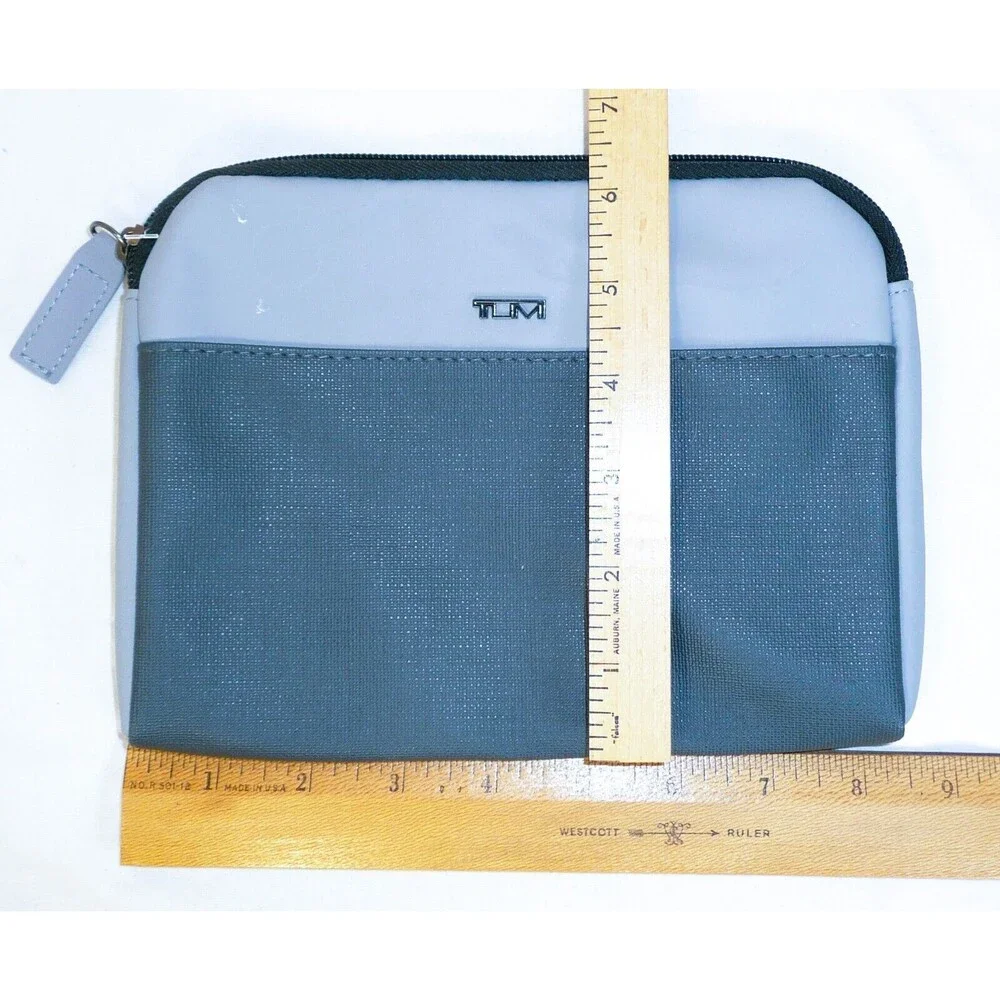 New TUMI Delta One Business Class Amenity Kit Soft bag 8 1/2 x 6